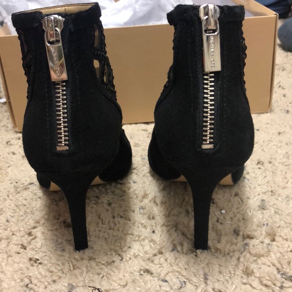 Brand new MK heels size 5 1/2 - Picture 4 of 5
